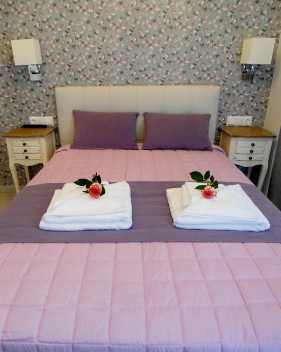 Palaiochora Apartment | Petrakis sunset