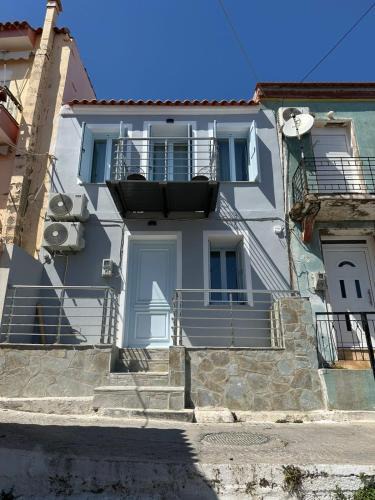 Plomari Apartment | Plomari Grey house Casa Peppe