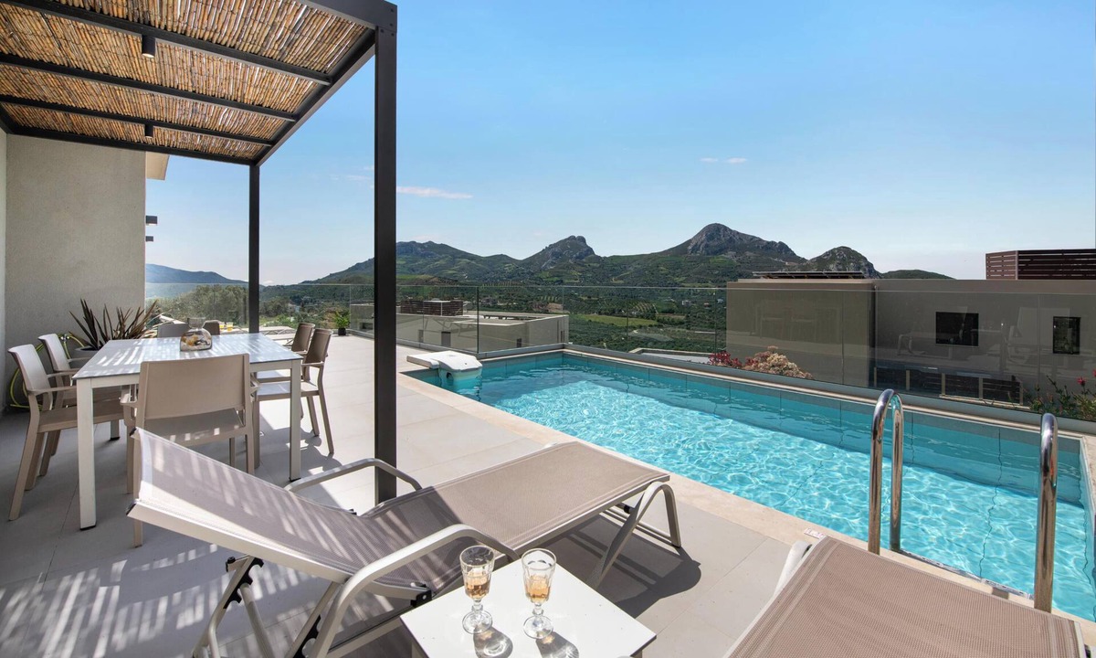 Agios Vasileios Villa | Porti Iraklis 4 - A Stylish Eco Villa near beaches