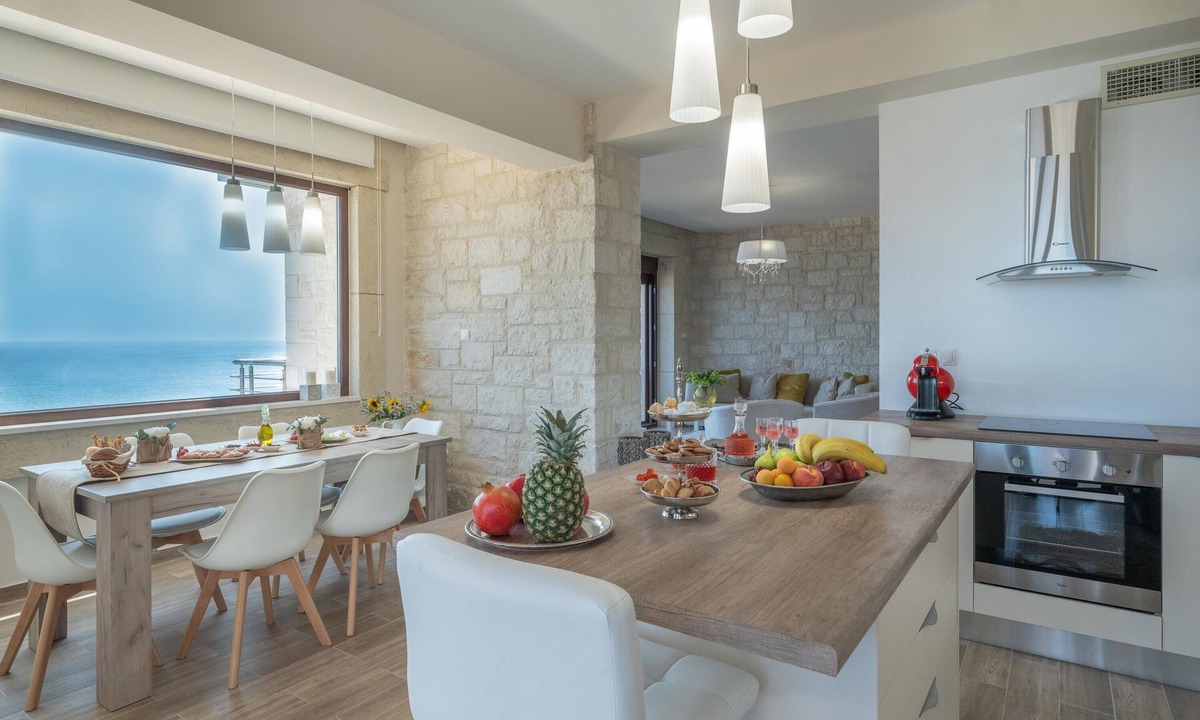 Keratokambos Villa | Private luxury 3bdrm Villa - Walk to beach