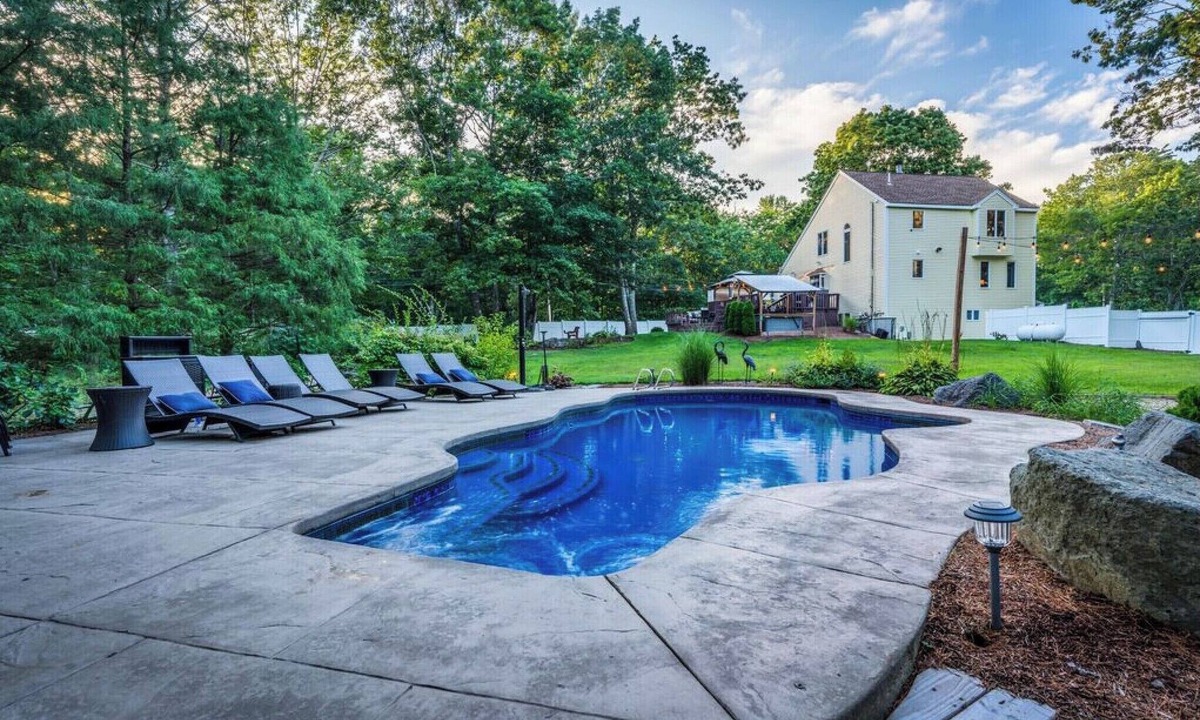 Ogunquit House | Private oasis by Ogunquit beach!