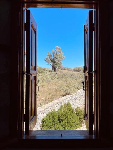 Agios Vasileios Apartment | Queen Bee
