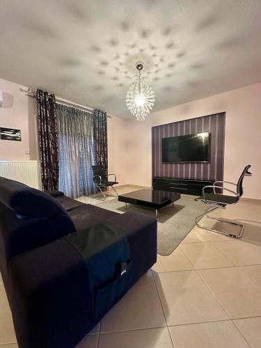 Pavlos Melas Apartment | REM Apartments