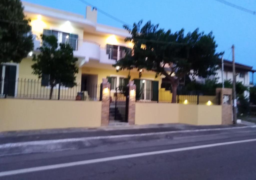 Ayios Floros Apartment | SAN FLORAN