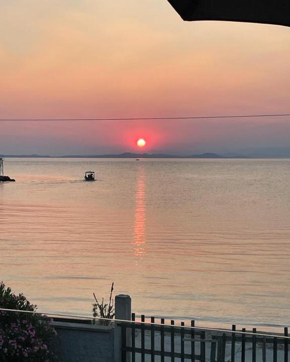 Skala Mistegnon House | Seafront Apartment