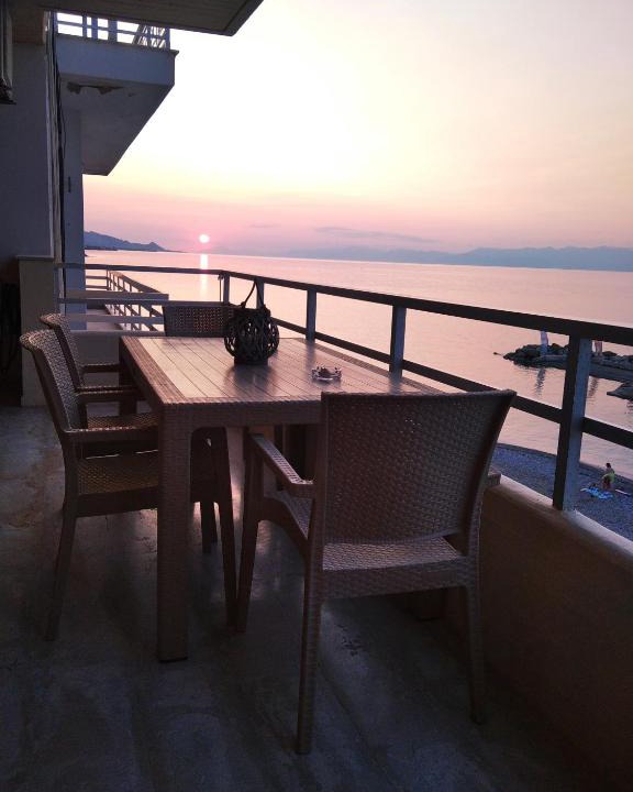 Xylokastron House | SKY AND SEA APARTMENT