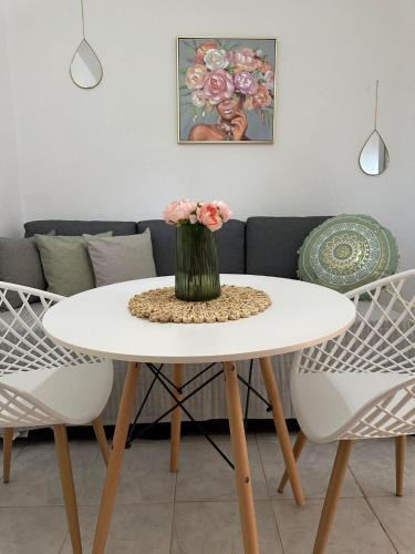 Papa Nero House | So Simple Guest House,Mouresi