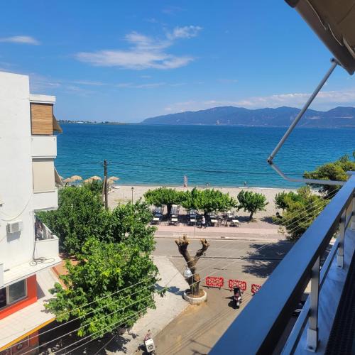 Gefira Mpania Apartment | SOFICOS Sea View Apartment