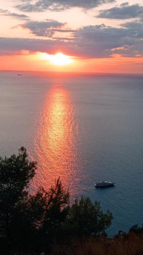 Lefkas House | South Side