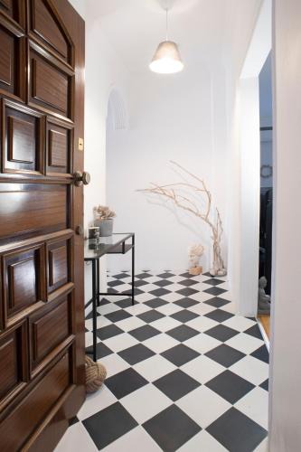 Sykies Apartment | Spacious 82 m2 Two Bedroom classy apartment near City Center