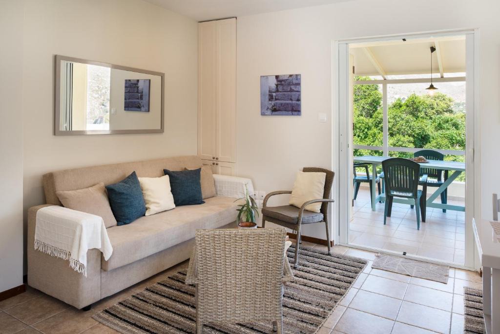 Panormos House | Stunning Views Kantouni Beach