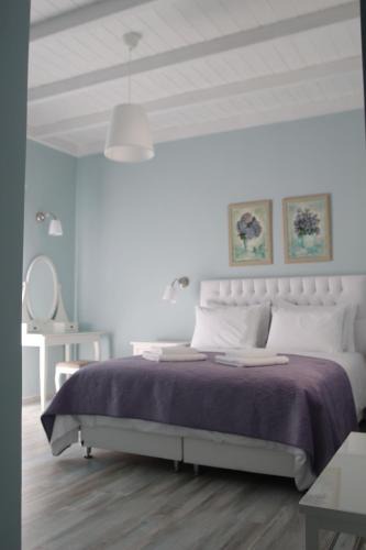 Xylokastron Apartment | Sugar Home