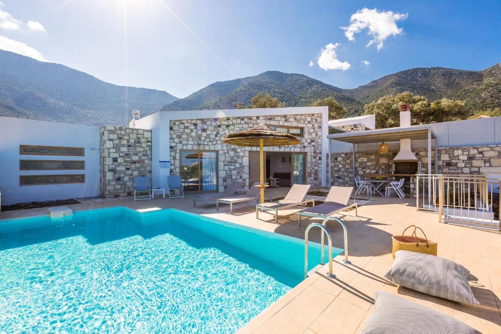Vlichada Villa | Summer Villas Crete