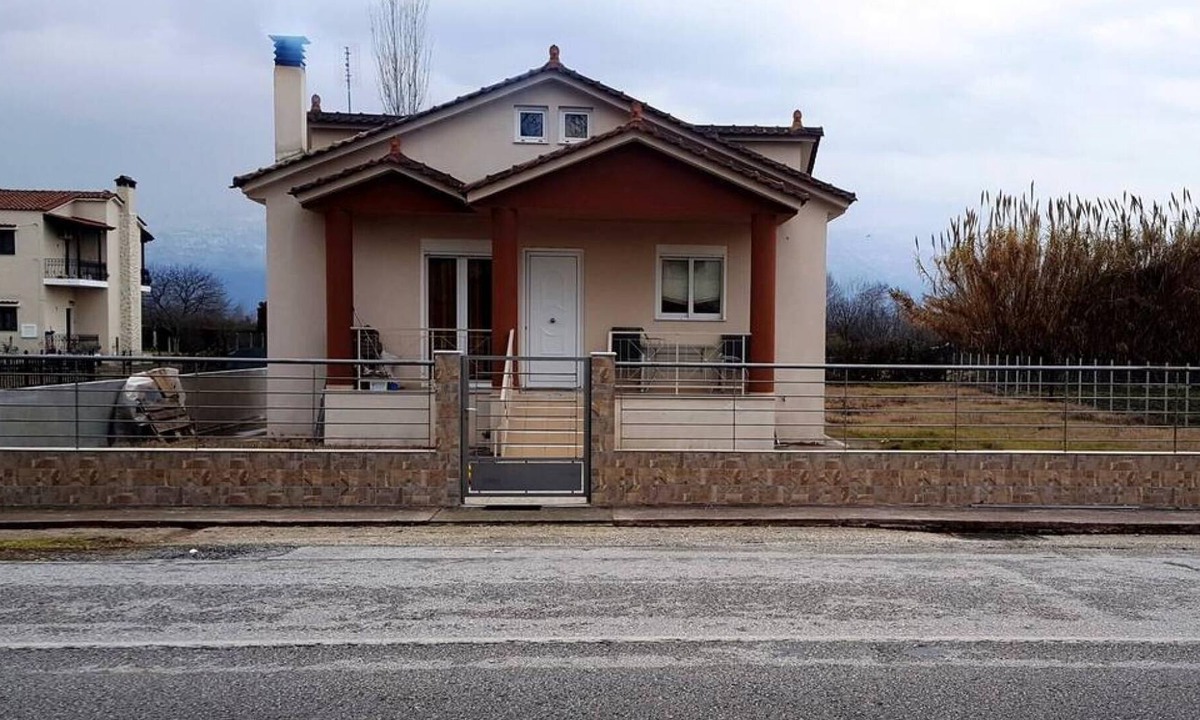 Mavromati House | Sweet Little Home Trikala
