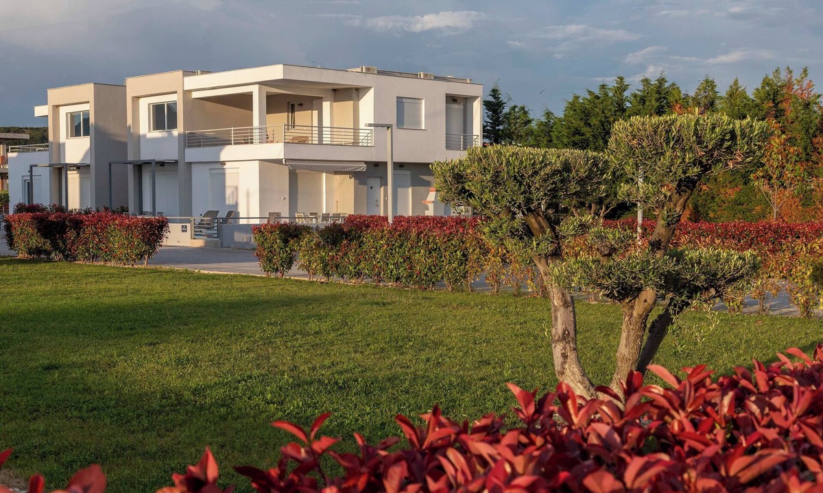 Paralia Ofryniou Apartment | Thalassa-One Bedroom Apartment with Side Sea View