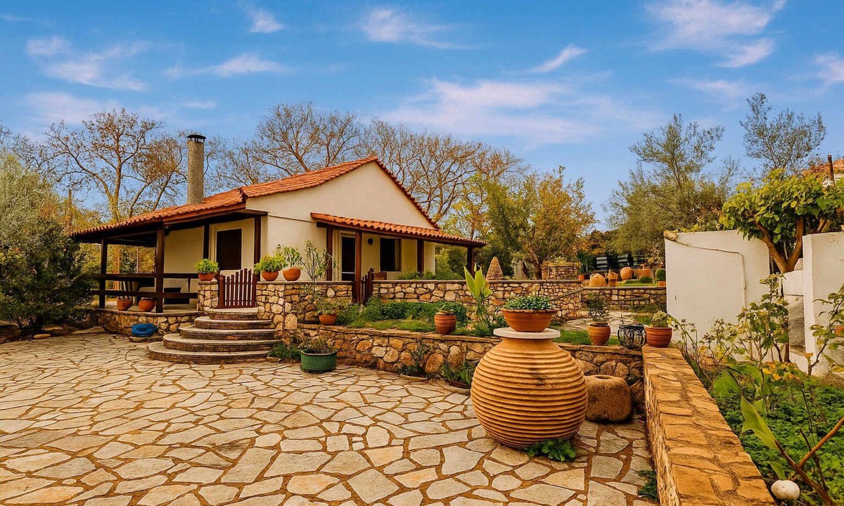 The Fairytale Retreat | Aipeia