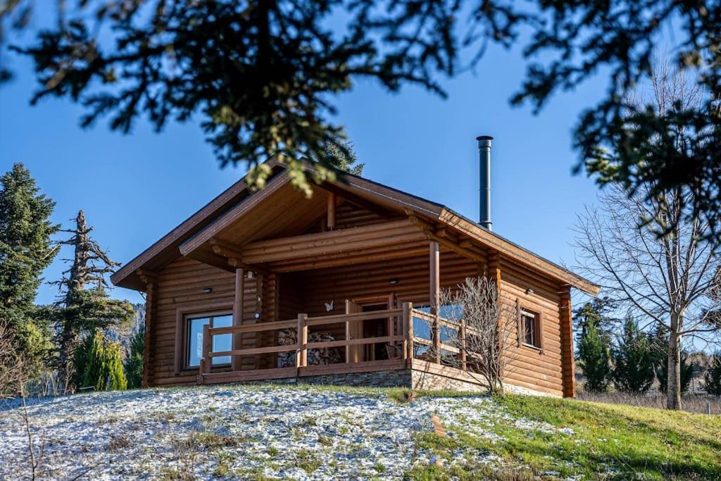 Karpenisi Ski Chalet | The Flysch