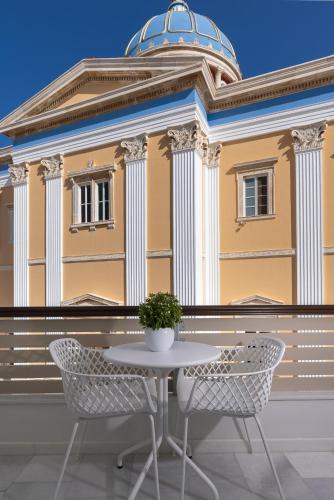 Ermoupoli Apartment | The NESTORIAN HOUSE