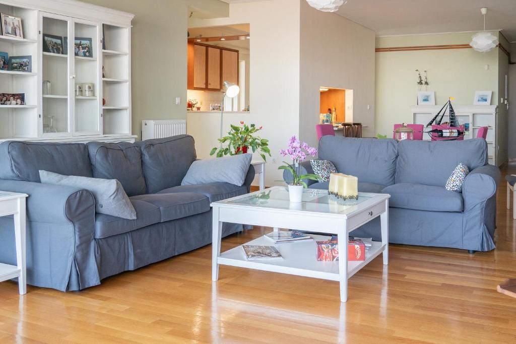 Nea Smirni Apartment | The Skyward Flats