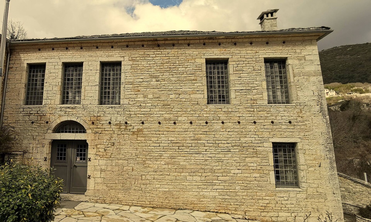 Ano Pedina House | THE VILLA ZAGORI/THE SILVER HOUSE