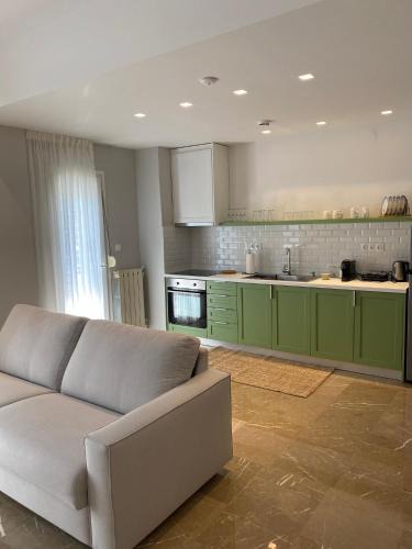 Polichni Apartment | Theta Θ2 Luxury Apartment's