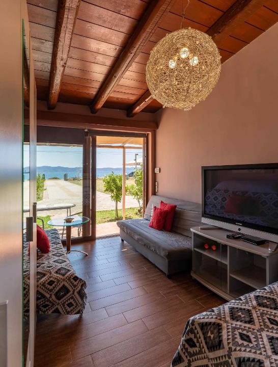Lavreotiki Villa | Thoricus Studio by the Beach