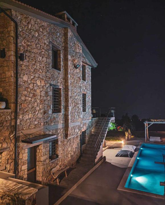 Kato Diminio Villa | Three Dots Boutique Suites