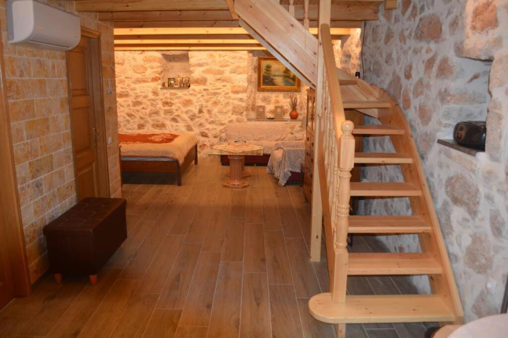 Agios Georgios Sykousis House | Traditional Chios House