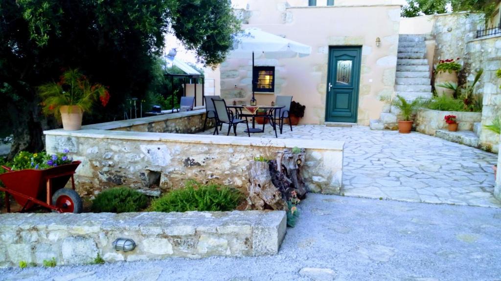 Tzitzifes House | Tzitzifes Stone Mansion