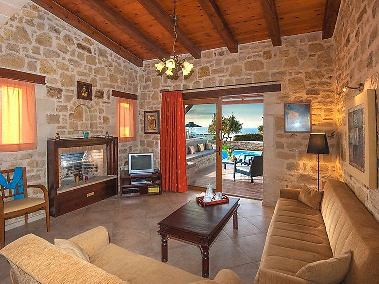 Stavromenos House | Vacation home Villa Takis in Stavromenos, Rethymno - 5 persons, 3 bedrooms