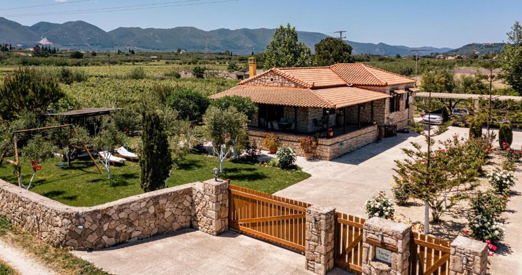 Neromilos House | Varta Village - Elea House