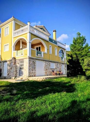 Mouzaki Villa | VILA KALIELAIA