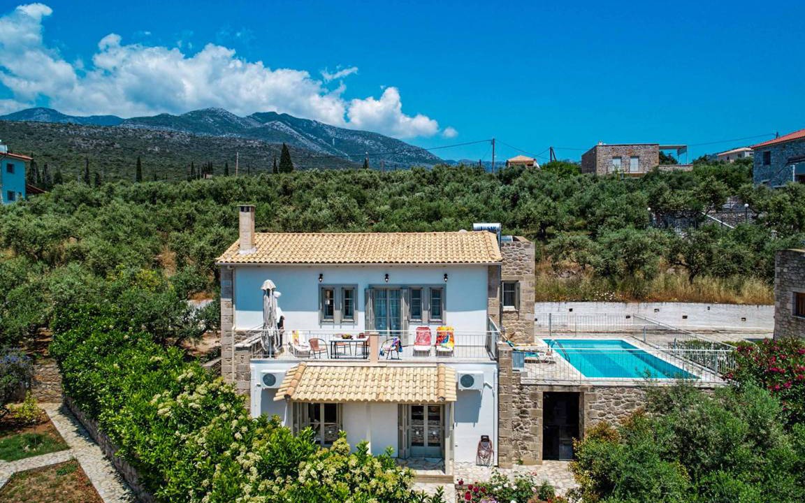 Lefktron Villa | Villa ∙ 2 bedrooms ∙ 4 guests