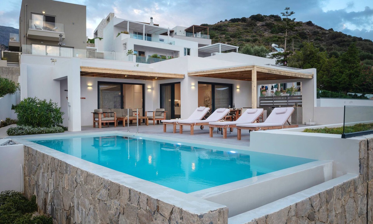 Agios Vasileios Villa | Villa Alina w/infinity pool and sea view,4-bedroom villa at Plakias