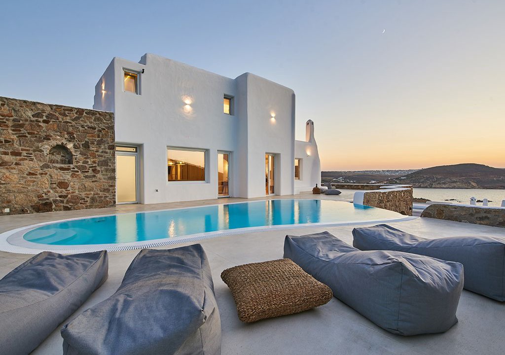 Ftelia Villa | Villa ARLETA Ftelia Mykonos 6br 12guests Private Pool