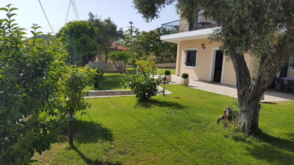 Anavyssos Villa | Villa Christina