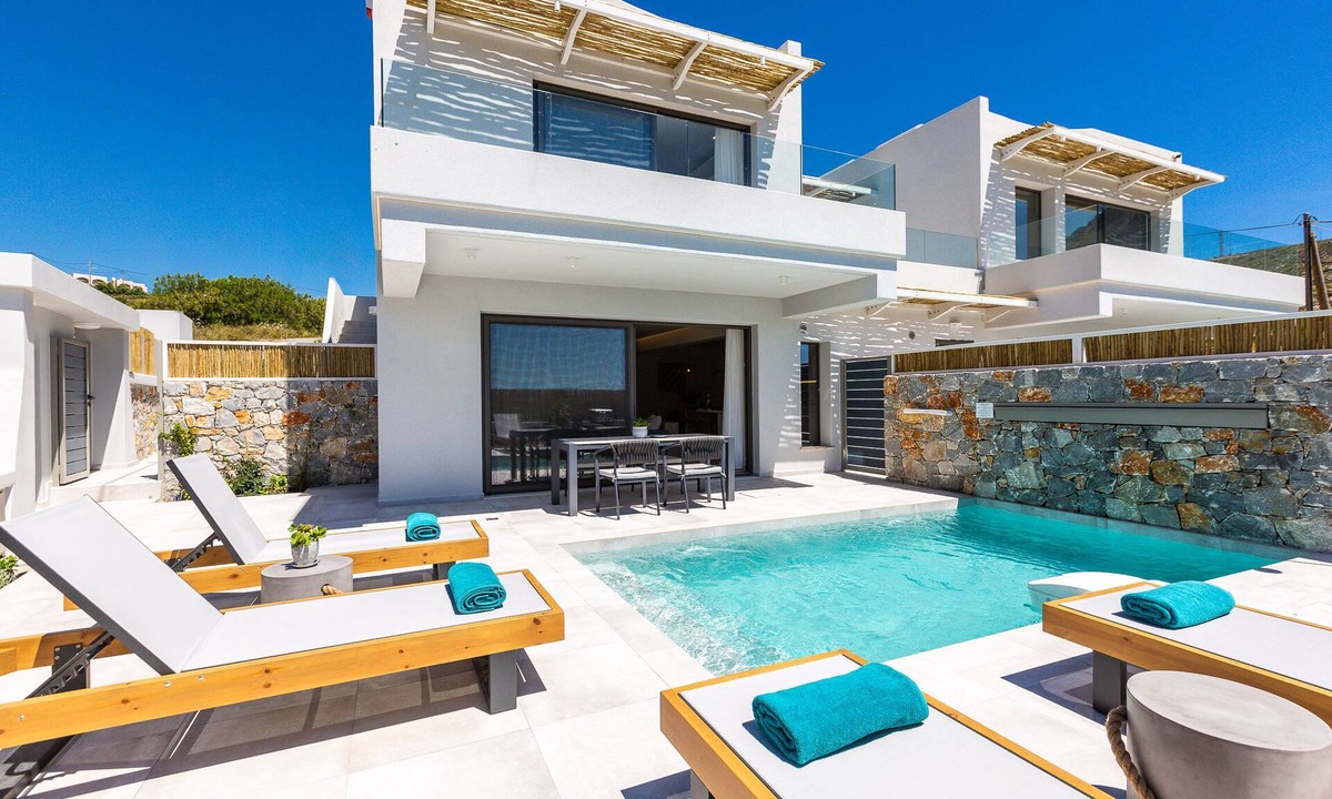 Plakias Villa | Villa Daphne- Naiades Plakias/2 bedrooms, luxury, beachfront