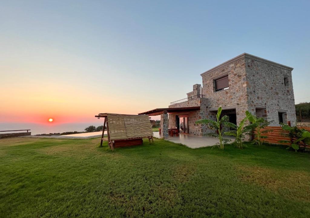Livadia Villa | VILLA DEMETRA