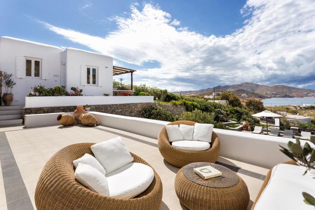 Ftelia Apartment | Villa Galaxy & Suites, Mykonos-Ftelia