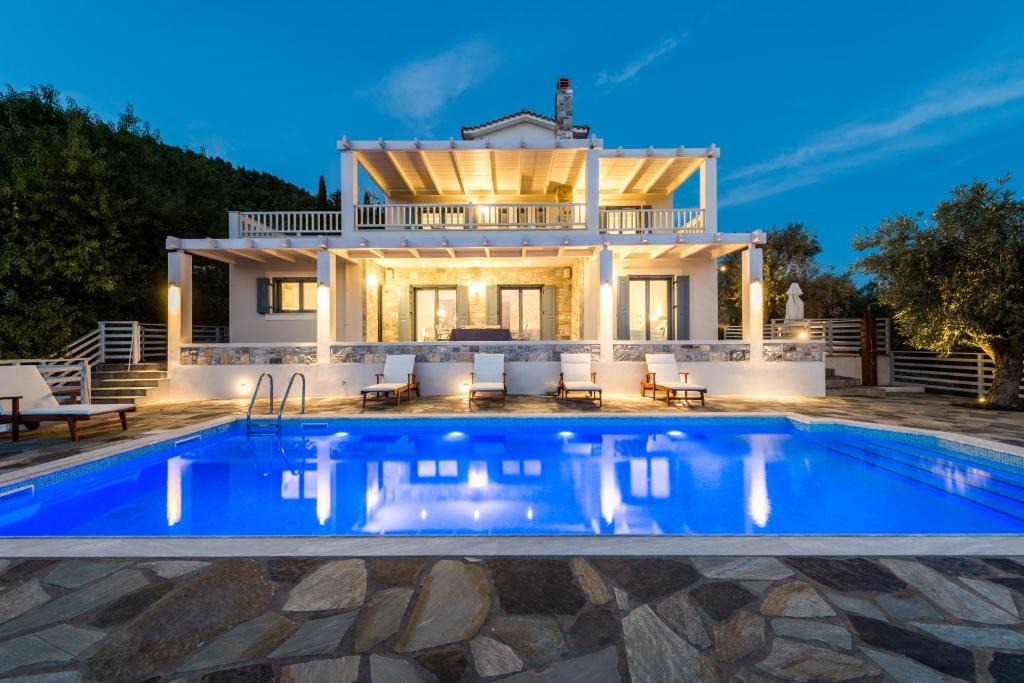 Skopelos Villa | Villa Idealia