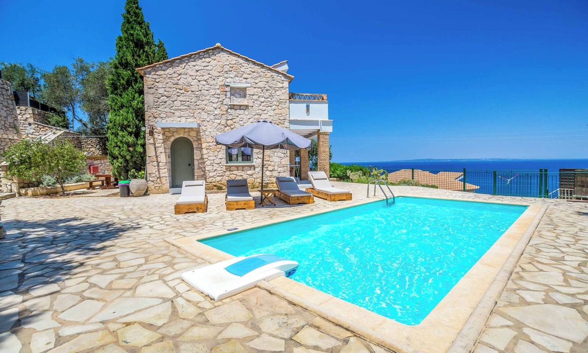 Xirokastello Villa | Villa Irini - Two Bedroom Villa, Sleeps 4