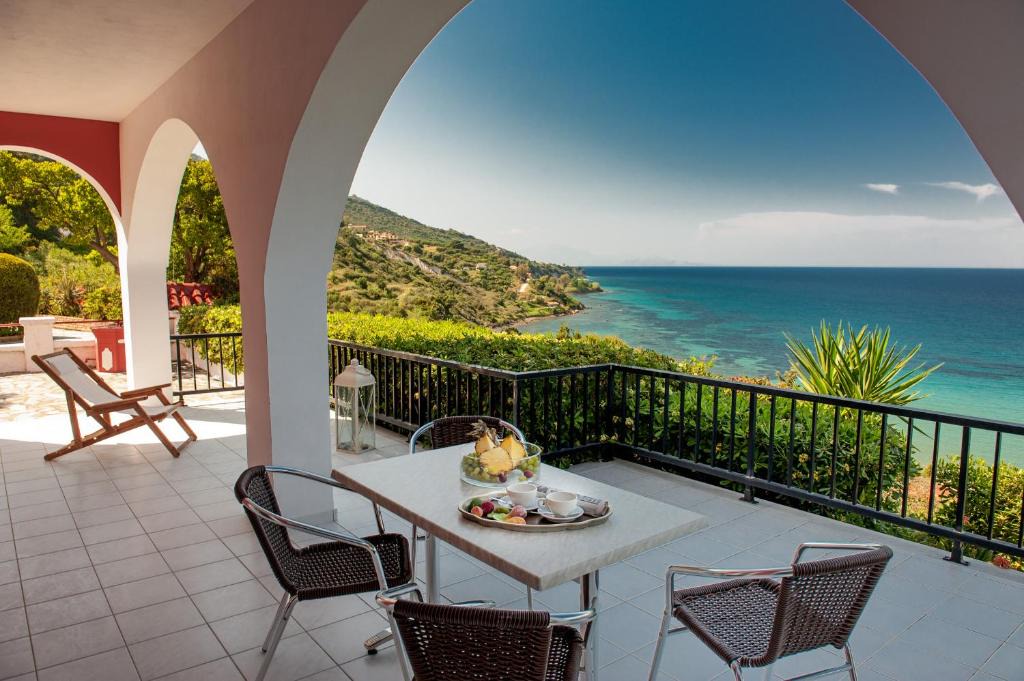 Xirokastello Apartment | Villa Levante