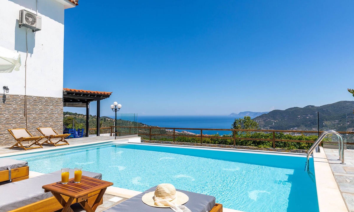 Skopelos Apartment | Villa Liagka Apartments - fully Renovated with Pool and Superb Views