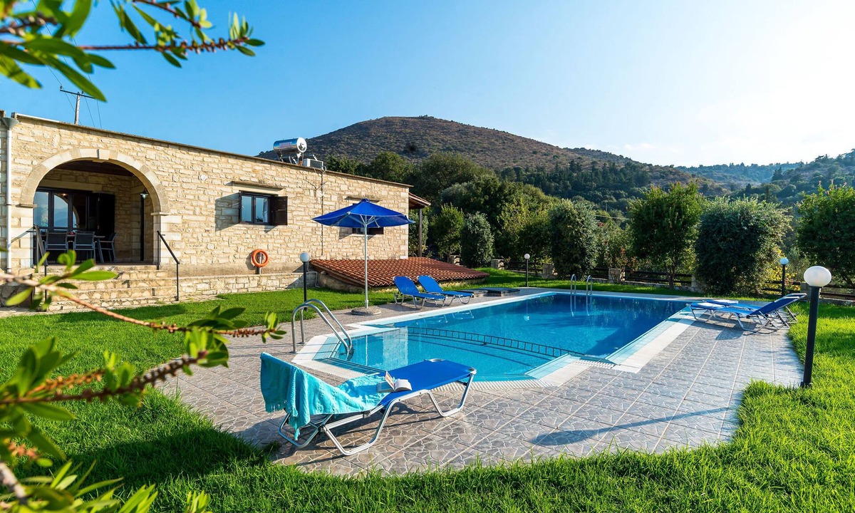 Maza Villa | Villa Maza, beautiful stone villa in traditional village Maza, Chania