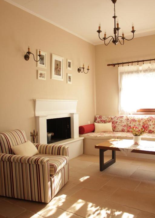 Preveza House | *Villa Pap-Live the Greek hospitality in a village*