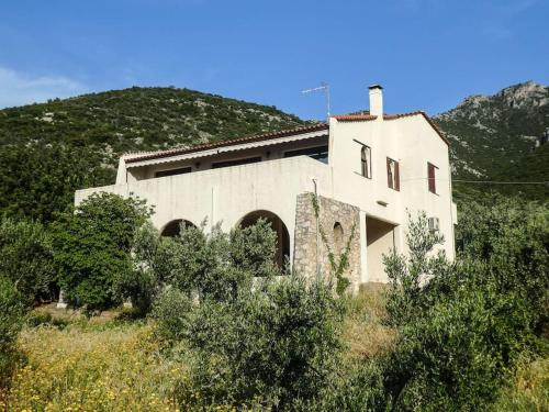 Paralia House | Villa Rastoni