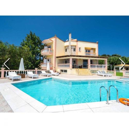 Sternes Villa | Villa Roula with Private pool