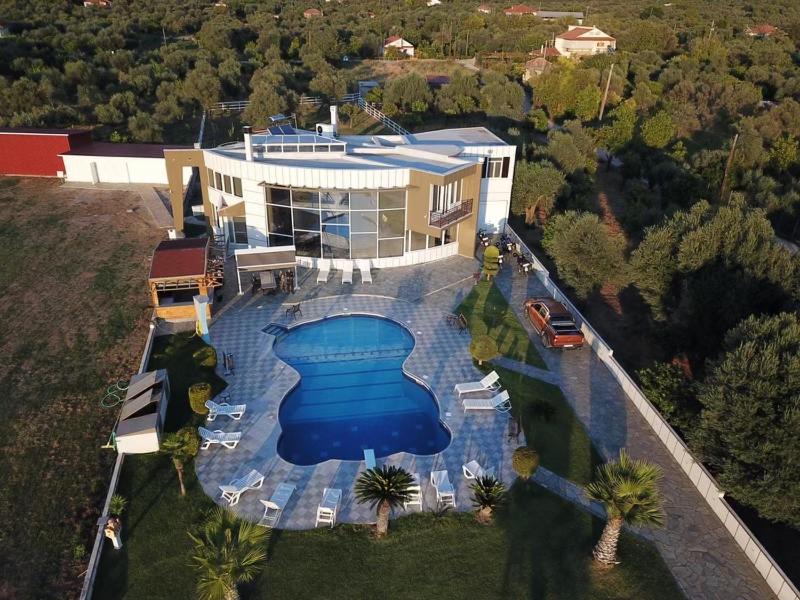 Thermo Villa | Villa Tata