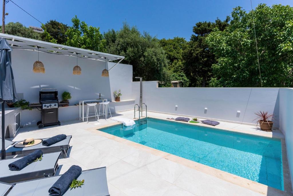 Lampini Villa | Villa Venetia with Jacuzzi