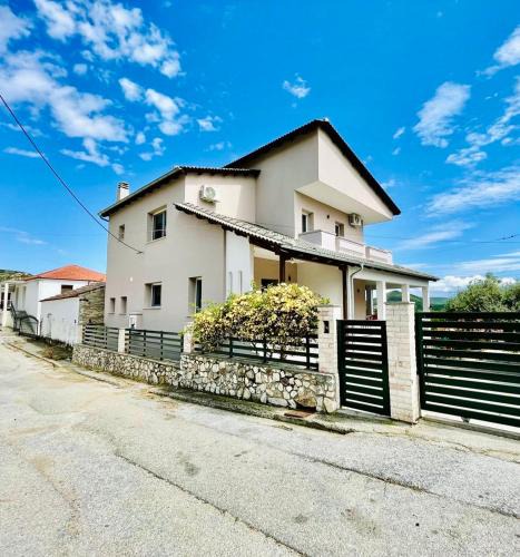 Pangaio House | Villa Violetta